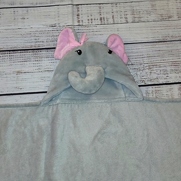🌟Elephant blanky/towel - Picture 1 of 5